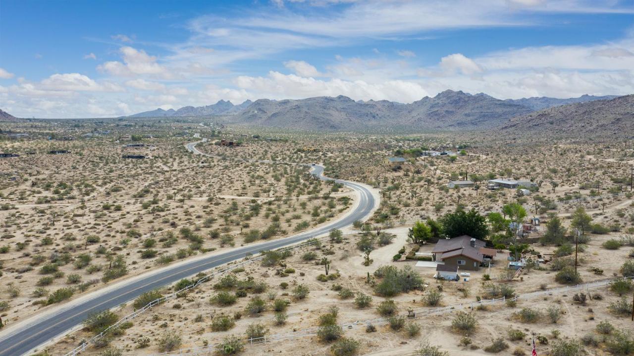 @ Marbella Lane - The Wine Mine Desert Escape Джошуа-Трі Екстер'єр фото