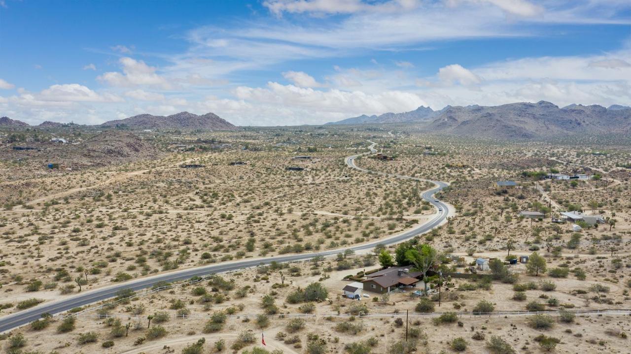 @ Marbella Lane - The Wine Mine Desert Escape Джошуа-Трі Екстер'єр фото